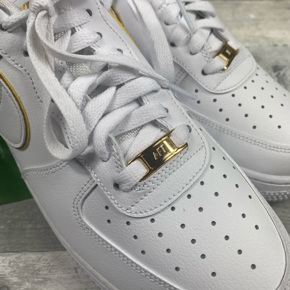 Nike Air Force 1 07 ESS sneakers shoes - Picture 7 of 7